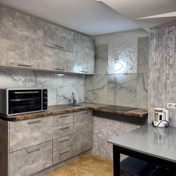 Здається мансардна квартира в центрі міста площа Шевченка 3