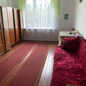 Продам 2-х кімнатну квартиру на вул. Академіка Глушкова, власник