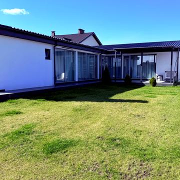 Лугова вул.