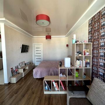 Драгоманова вул., 2