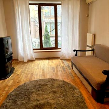 Здається 1-кімнатна квартира на 1 поверсі, Київський район