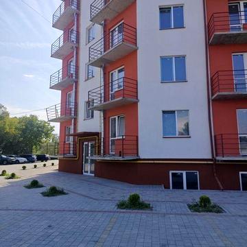 ЖК озерний край.  Введений в експлуатацію 1,5 або 2 кімнатна ЖК озерний край