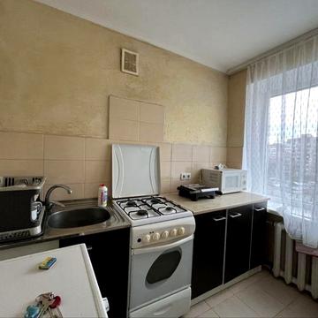 Продаж 1 кім квартири поряд з парком та озером!