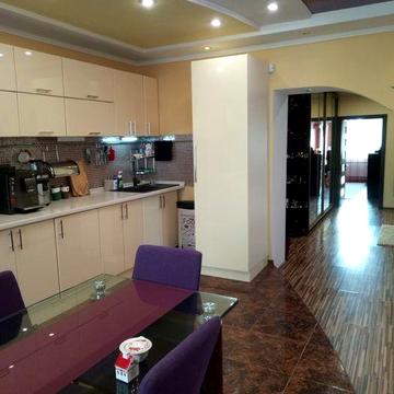 Продам 3к квартиру в єлітному будинку