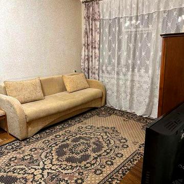 Сдам 1 - ком. квартиру в Центре м. Ярослава Мудрого, Университет