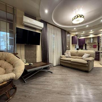 Продаю 2х к.кв. С автономным отоплением в Центре города.