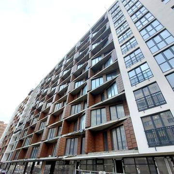 Продаж 2к квартири 73.06 кв. м на вул. Генерала Мирона Тарнавського