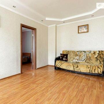 Довгострокова оренда 3к Квартира Папоротна вулиця