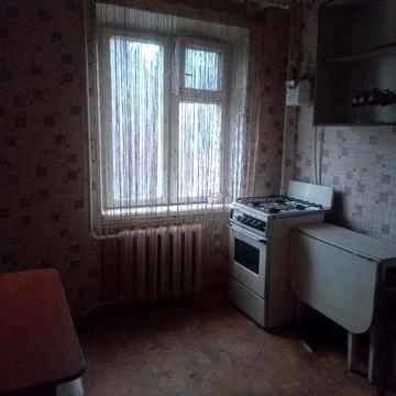 сдам квартиру,грветка,двухкомнатная