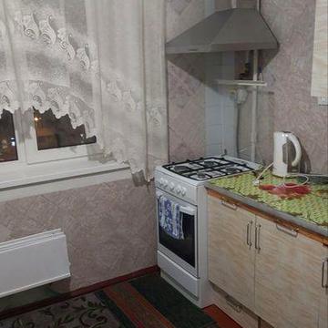 Оренда 2 квартираи вул.Милославська б.5, 7 поверх, ГАЗ.