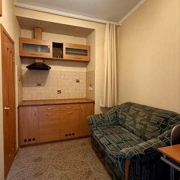 Продаж компактної квартири 9 м2 в самому центрі Львова