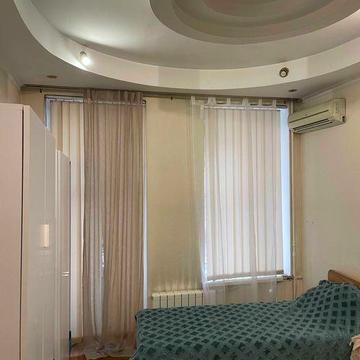 3 кім. кварт царський буд б-р Т. Шевченка 36 Б, смт Університет 5 хв