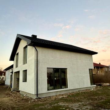 Будинок, особняк, котедж.