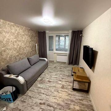 Продаю 2х комнатную кв. С АВТОНОМНЫМ ОТОПЛЕНИЕМ. 3я Слободская.