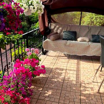 ПОЛЬОВА двоповерховий будинок у тихому районі