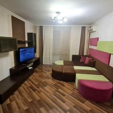 Здам 3 к.кв., Святошинська площа 1, метро Житомирська, Академмістечко!