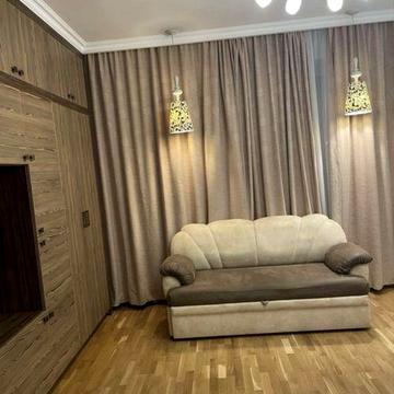 Реальная 2-ка Центр, Университет, Мироносицкая 99