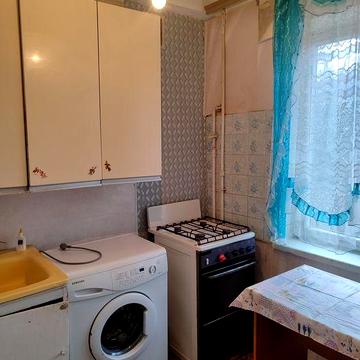 Здам 1 кімнатну квартиру бульвар Кольцова.