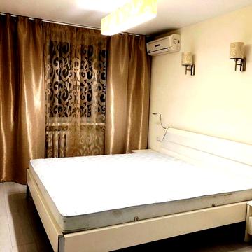 Продам 2 комнатную квартиру в центре, видовая, кирпичный дом,ул.Гоголя