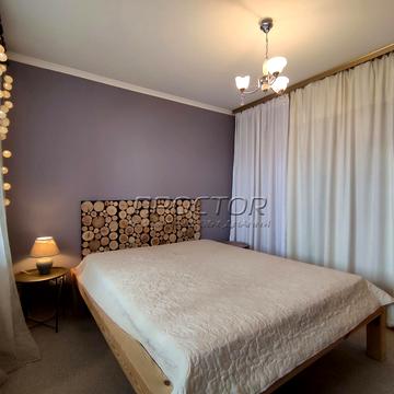 Миколи Закревського вул., 33