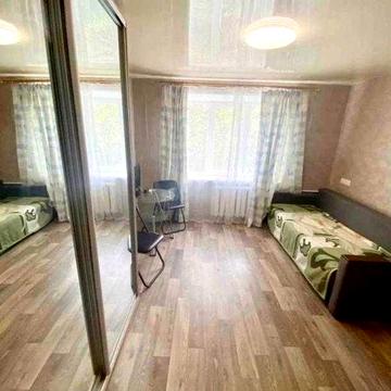 Продам  1 к. гост. 3/5, Харьковских Дивизий