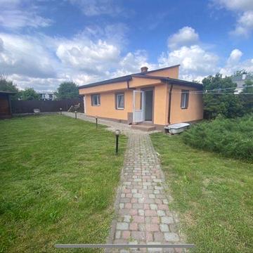 Здається будинок в Малехові