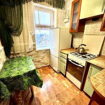 Продам 1 квартиру вул. Л. Украінки