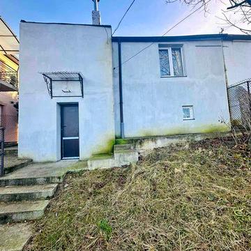 Оренда будинку з власним подвірям 5 сотих.