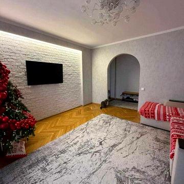 Продаж 3-х кімнатної квартири від власника ЦЕНТР. Без комісії