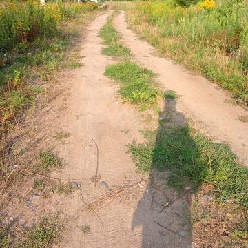 Продам - Дачу - Київ Жуляни - будиночок та землю