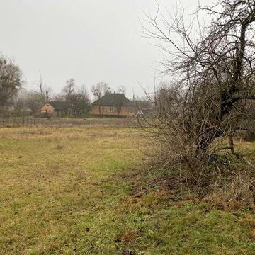 Лубны(Мгарь) дом+24+12 соток, возле речки.