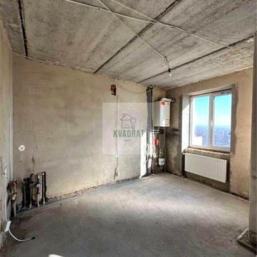 Продам двохрівневу 4-кімнатну квартиру. З розумним плануванням.