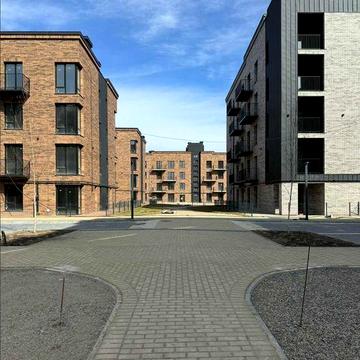 Продаж квартири в ЖК Бізнес-класу. +власне патіо.