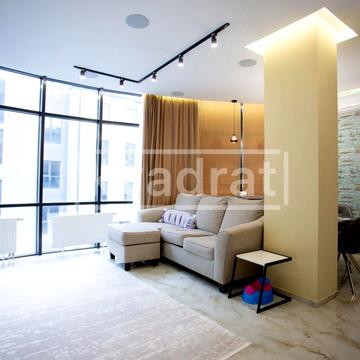 Олегівська вул., 1