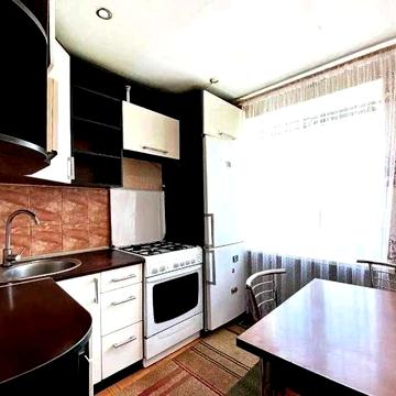 Продам 2 комн кв Одесская Зерновая 3/5 в хорошем ж/сост