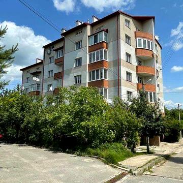 Продаж 4 кімнатної квартири м. Винники