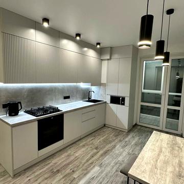 Соборна вул. (), 123