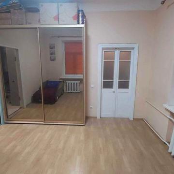 Оренда 2-кімн. кв, вул. Новоселівська, 12, ВЛАСНИК