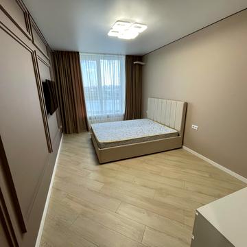 Дніпровська набережна вул., 17-К