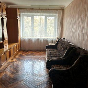 Оренда 2-х кім квартири  в центральній частині міста вул. Набережна,12