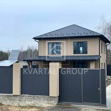 Прожаж будинку у передмісті Києва