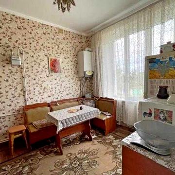 В продаже 2 ком. квартира в пгт. Эсхар