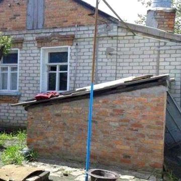 Продам часть дома в нормальном жилом состоянии на Москалевке