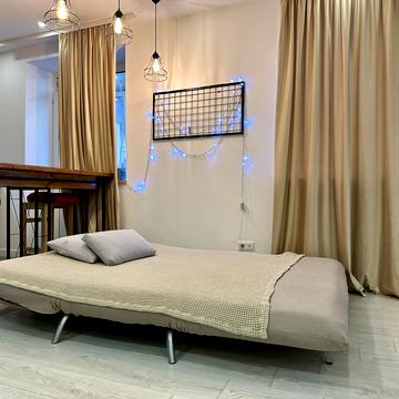 Академіка Лебедєва вул., 1/8