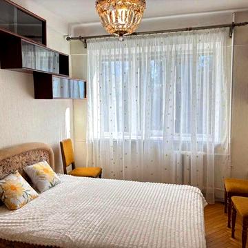 Оренда 2к квартири Соломʼянський р-н, Липківського 39 правий берег