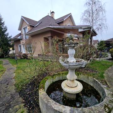 Здається будинку Канадська деревня 4-й провулок 5км від Київа