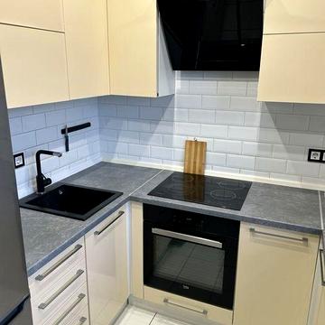 Продам 1кім.кв вул.Київська 245 .ціна-58500у.е ЖК Лісовий квартал