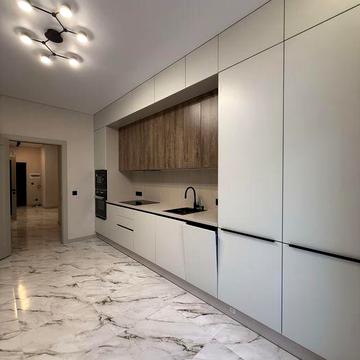 Продаж стильної 2-кімнатної квартири в самому серці міста!