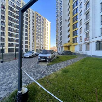 Продаж просторої однокімнатної квартири по вул Незалежності ЖК Lystypad