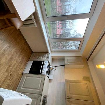 ст.м.Чернігівська- 10 хв.пішки, Братиславська 16